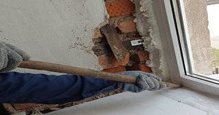 Демонтаж оконных откосов по выгодной цене от 520 руб. в Великом Устюге - Сварной-Влс